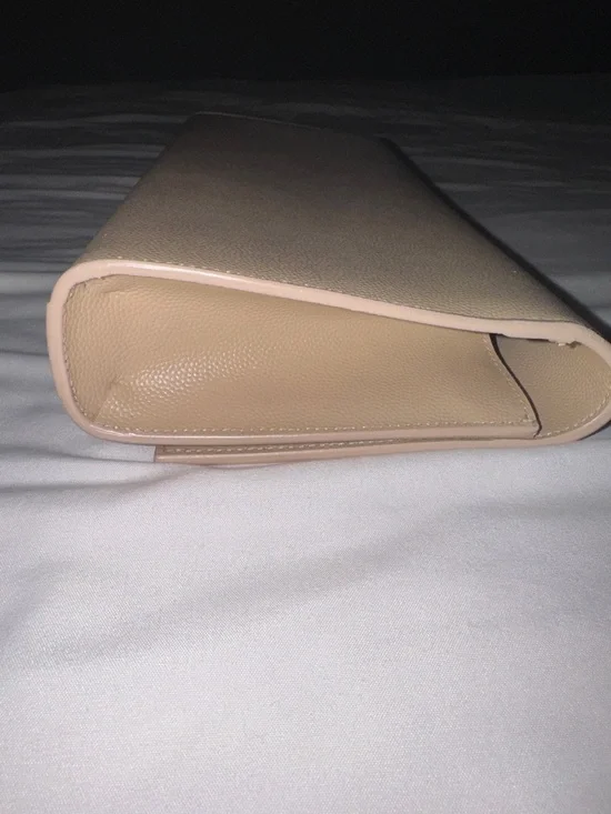 Saint Laurent Beige Leather YSL Monogram Clutch with Gold Hardware - Picture 4 of 7